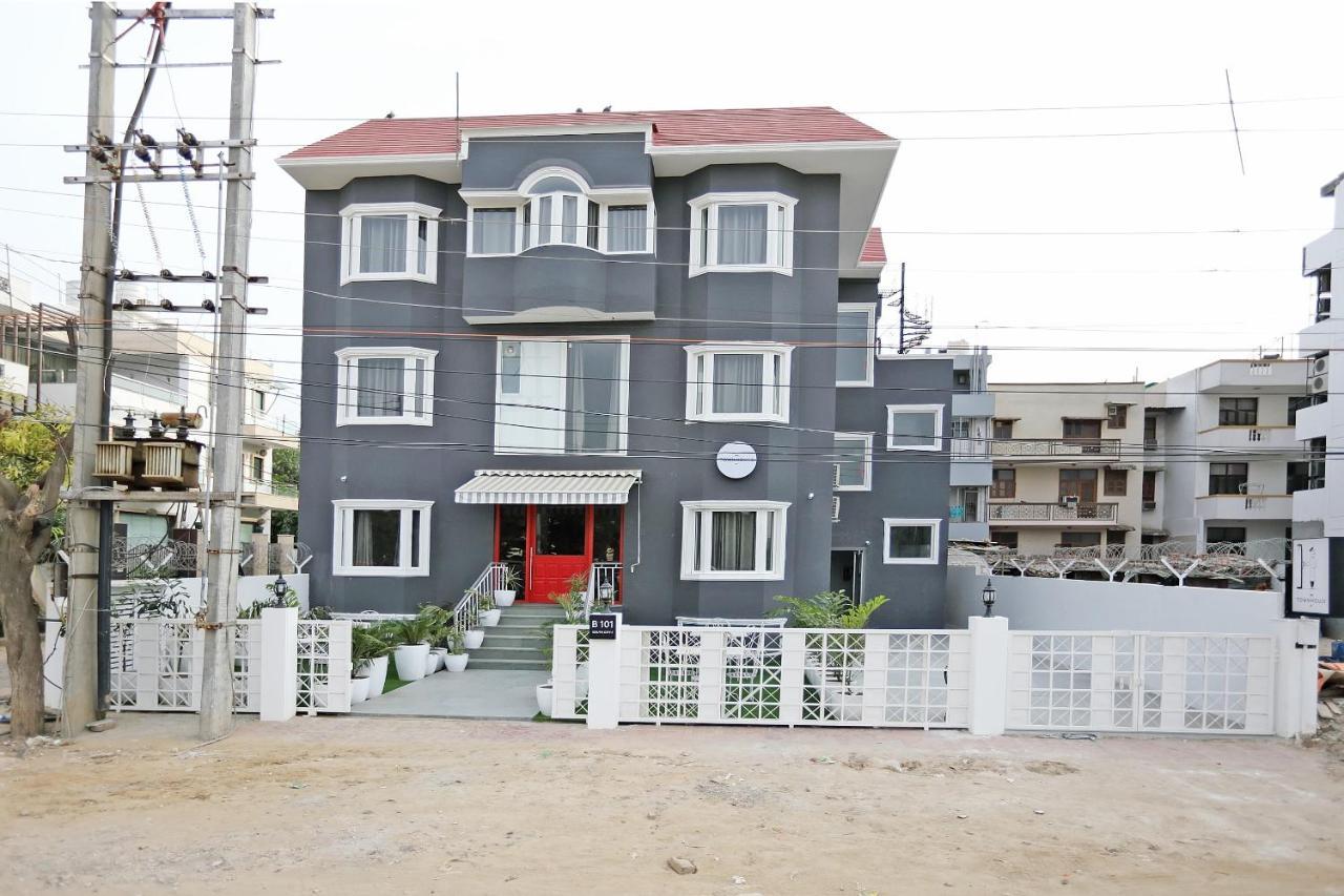 Oyo Townhouse 17 Huda City Center Near Leisure Valley Park Gurgaon Luaran gambar