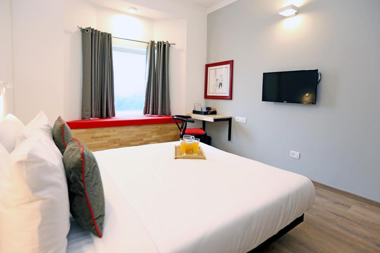 Oyo Townhouse 17 Huda City Center Near Leisure Valley Park Gurgaon Luaran gambar