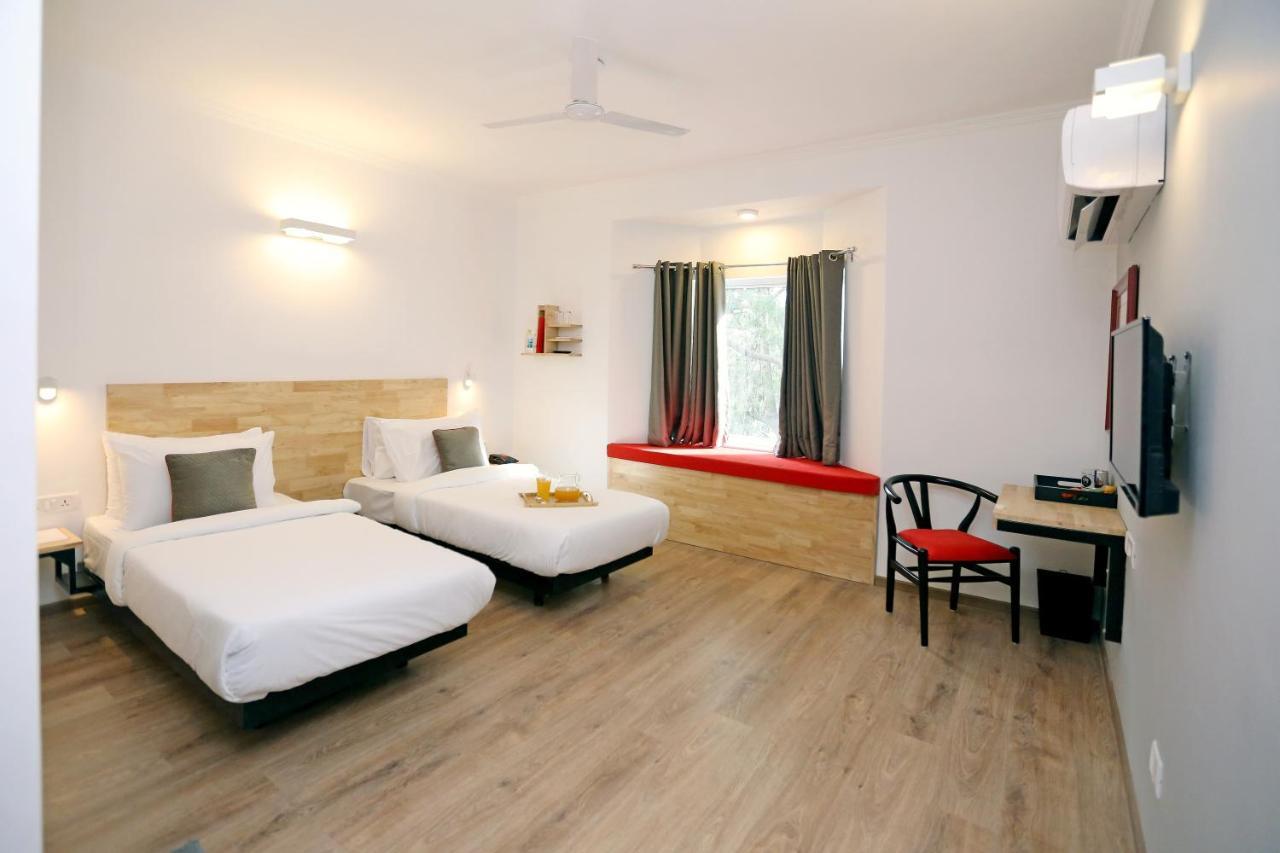 Oyo Townhouse 17 Huda City Center Near Leisure Valley Park Gurgaon Luaran gambar