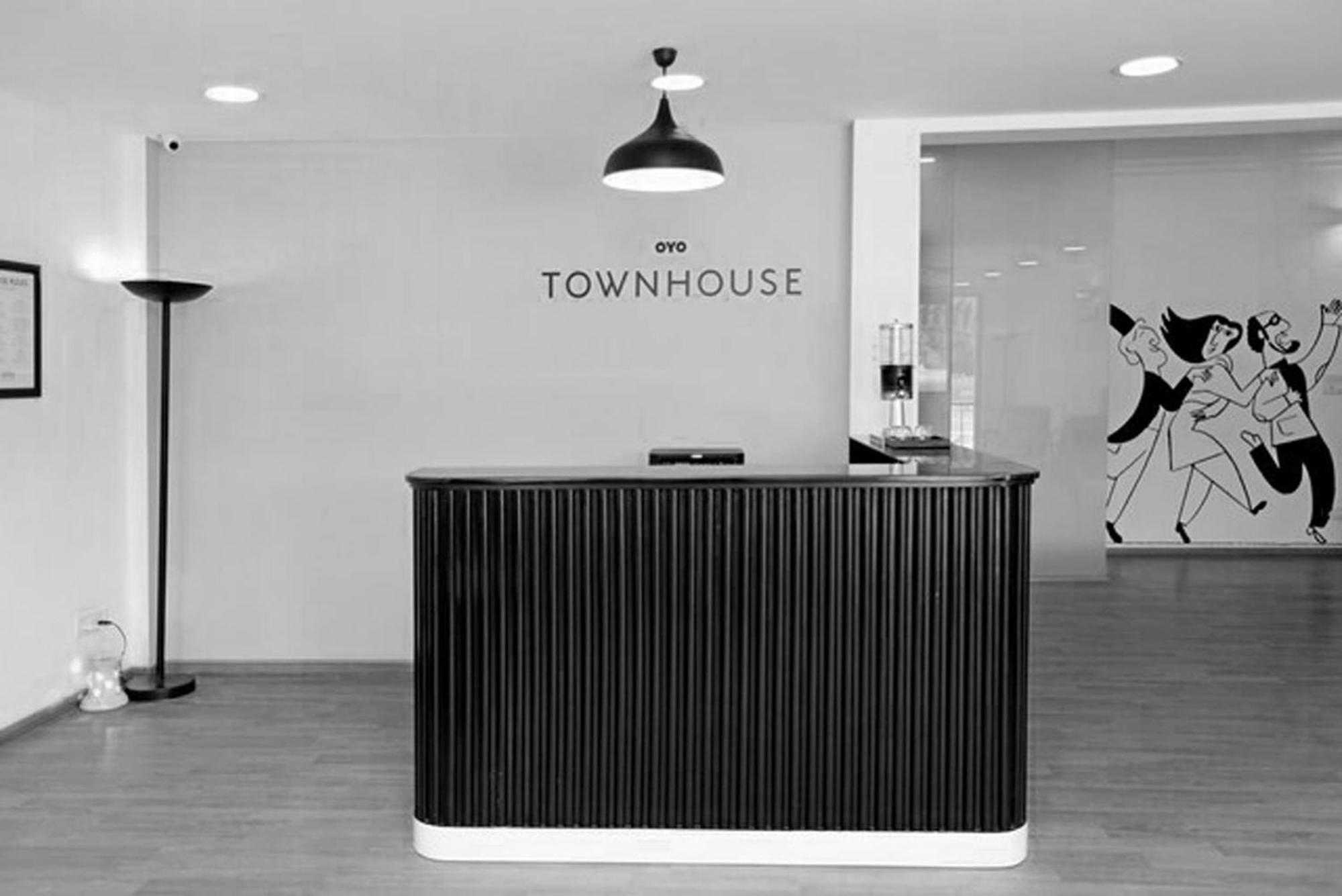 Oyo Townhouse 17 Huda City Center Near Leisure Valley Park Gurgaon Luaran gambar
